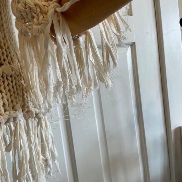 Free people cream cotton sweater with fringe! - Picture 6 of 8